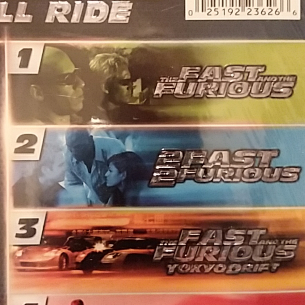 DVD BOX SET - Picture 4 of 5